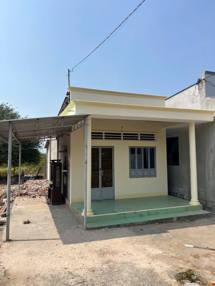 Nhà Cấp 4 Mặt Tiền Láng Dài, Long Đất 208m² - Giá Tốt Hiếm Có!