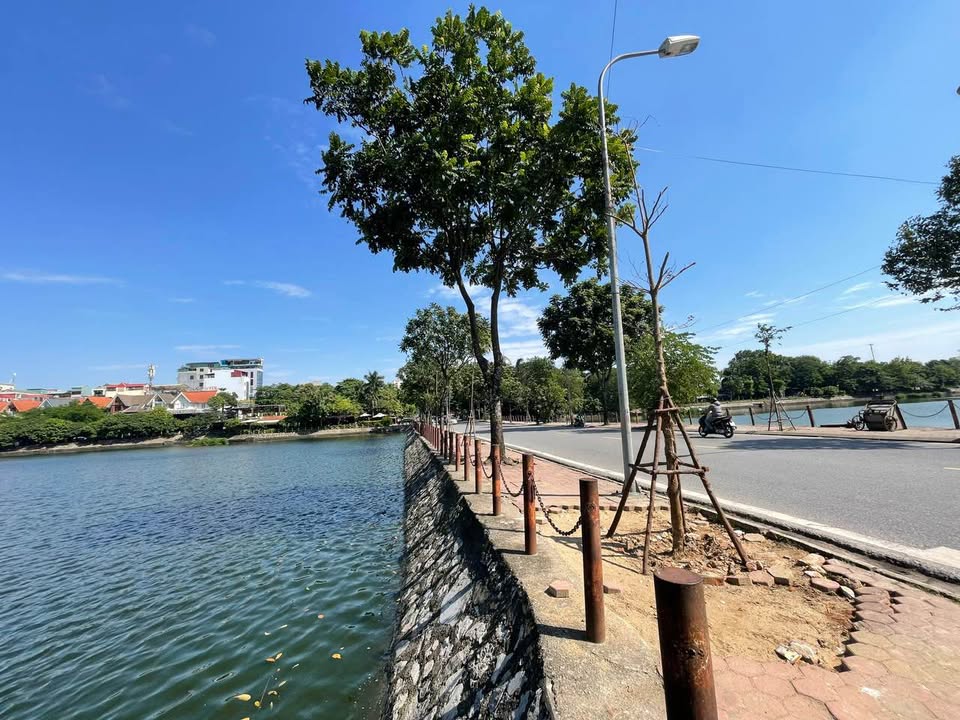 Nhà Vườn Văn Quán 52m² - Ô Tô Tận Cửa - Giá 9.2 Tỷ