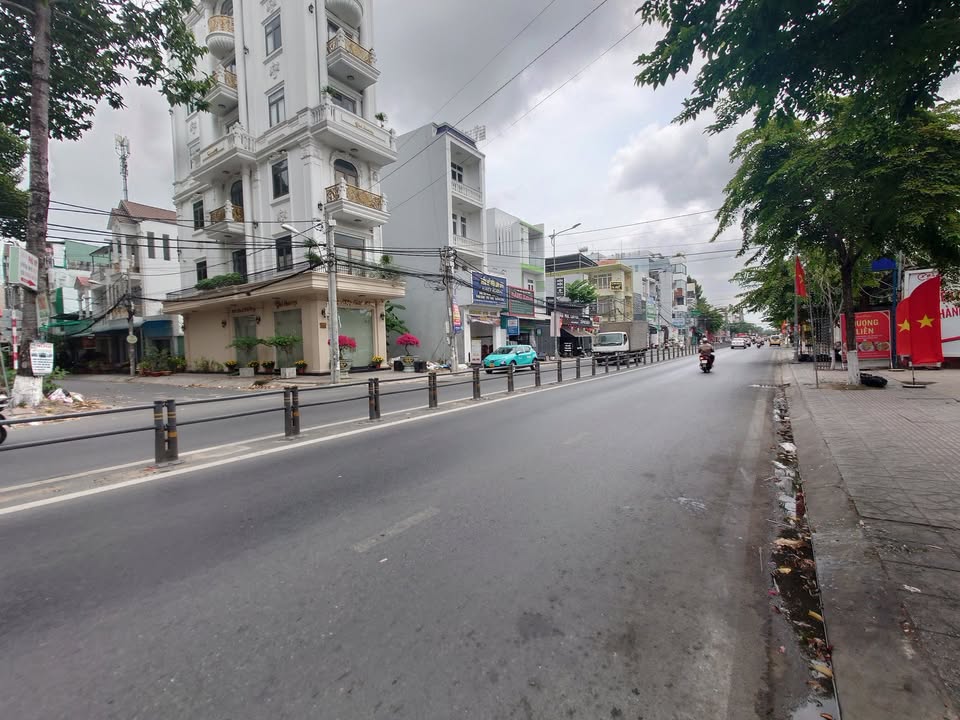 Đất Mặt Tiền Trần Hoàng Na Cần Thơ - 131m² - Giá 16.8 Tỷ - Kinh Doanh Đa Ngành