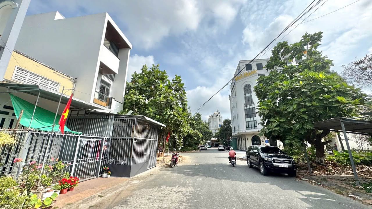 Nhà phố KDC Đại học Y Dược 70m² giá 7.2 tỷ - Vị trí đắc địa kinh doanh ngay