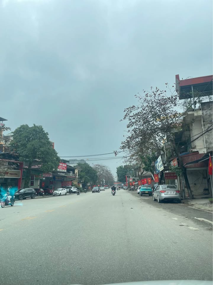 Nhà Phố Phạm Văn Đồng Tuyên Quang 70m² - Mặt tiền kinh doanh đắc địa!