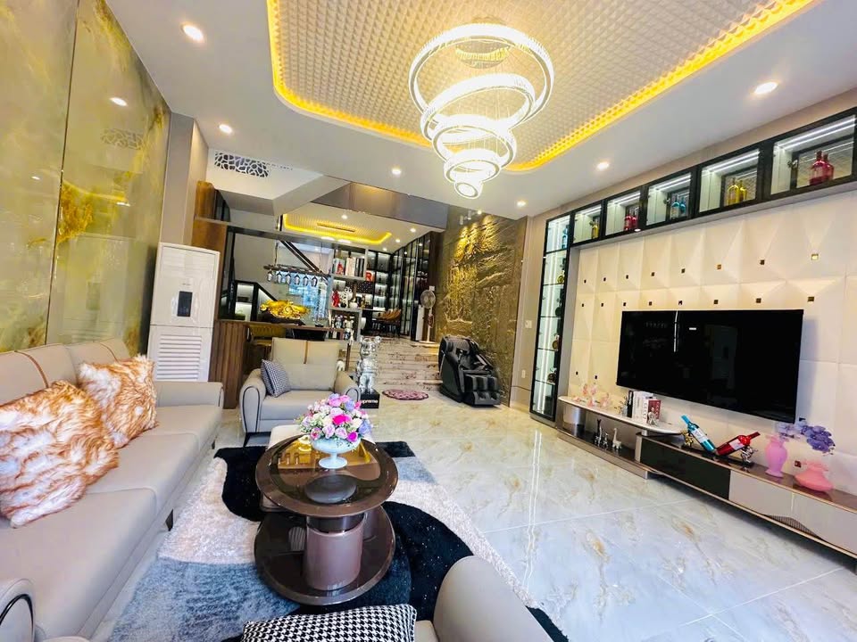 Nhà Phố Đảo 1 Hòa Xuân Đà Nẵng 100m² - Luxury, Full Nội Thất, Sẵn Sàng Ở Ngay!