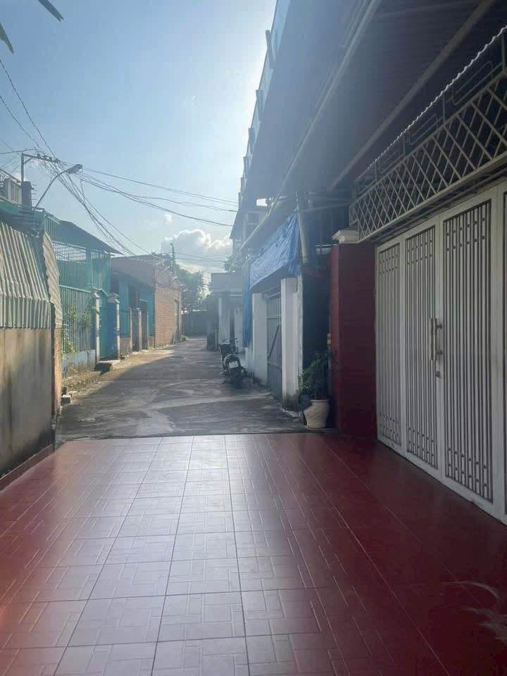 Bán nhà cấp 4 hẻm Trần Văn Hai Kon Tum 207m² - Chính chủ bán gấp giá tốt!