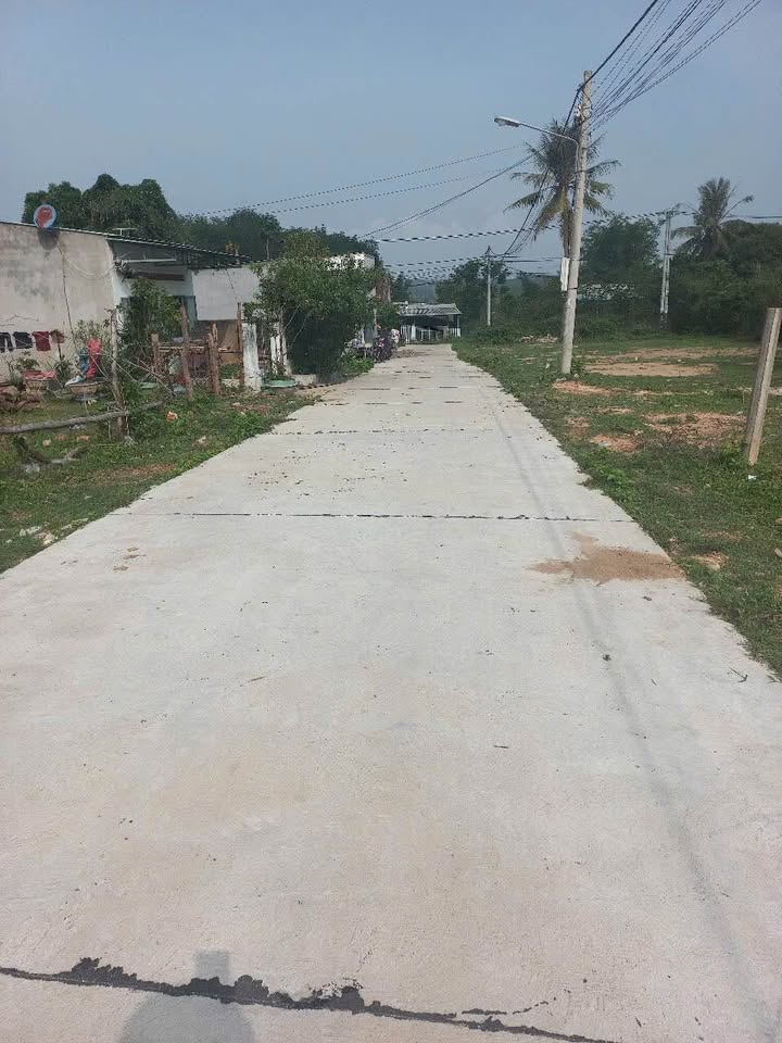 Đất nền Thôn 4 Đắk Cấm, TP Kon Tum 120m² - Sổ đỏ chính chủ!