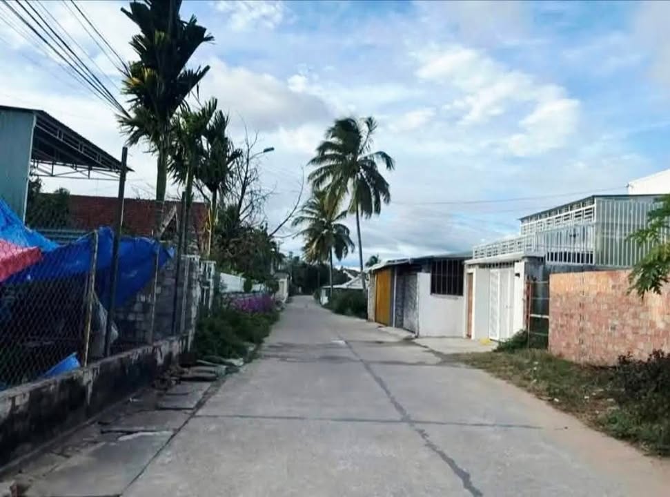 Đất nền 175m² đường Cao Bá Quát Kon Tum - Sổ đỏ chính chủ!