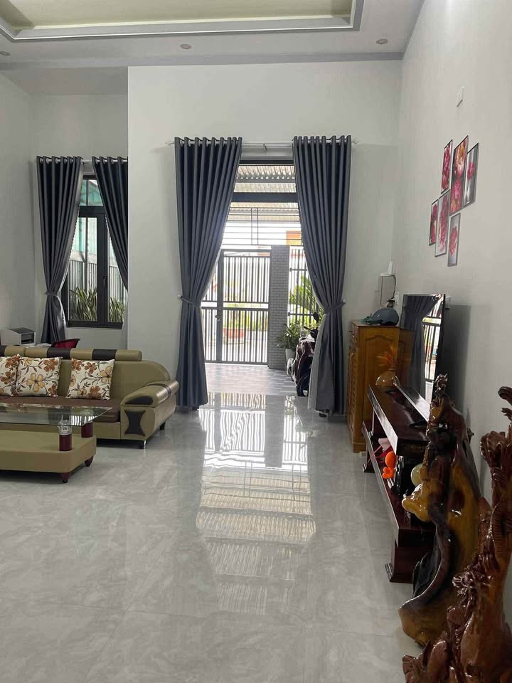 Nhà riêng Hẻm Võ Nguyên Giáp Kon Tum 275m² - Sẵn sàng ở ngay!
