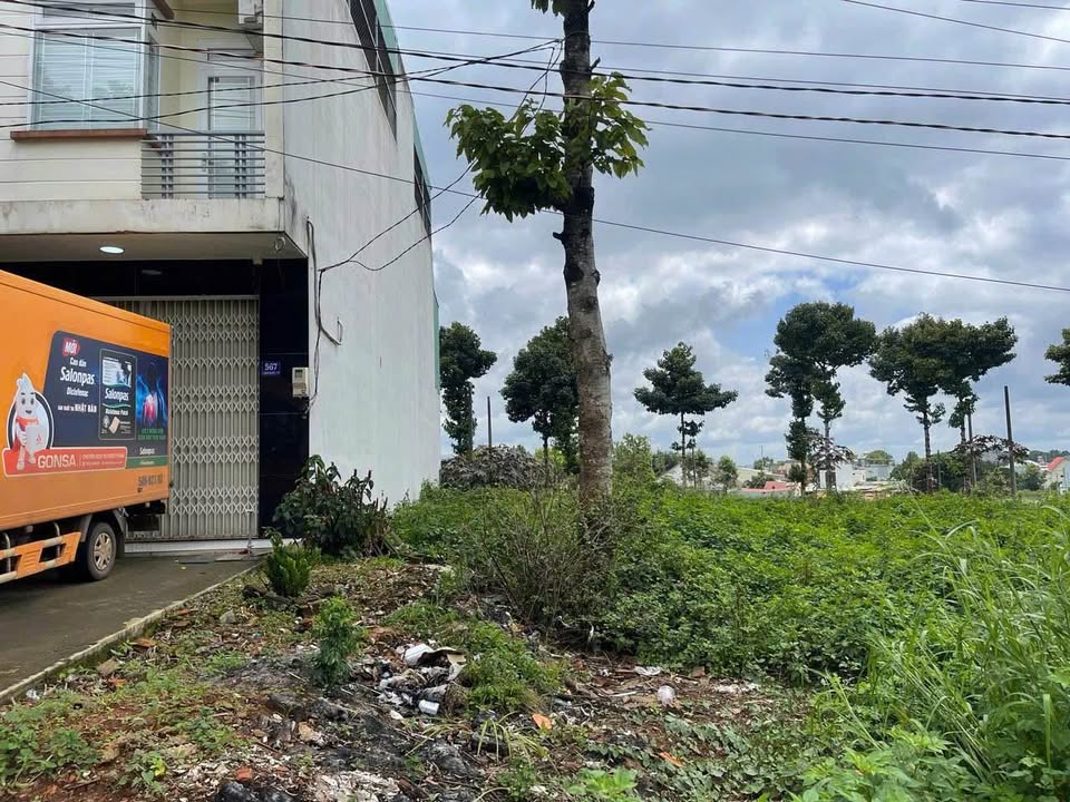 Nhà Phố Mặt Tiền Pleiku 90m² giá 1.78 tỷ - Đầu Tư Sinh Lời!