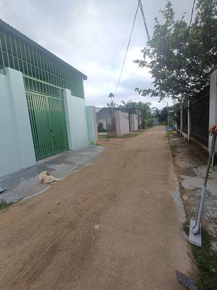 Bán nhà cấp 4 106m² Thổ cư 100% - Kon Tum, Sẵn Sàng Dọn Vào Ở