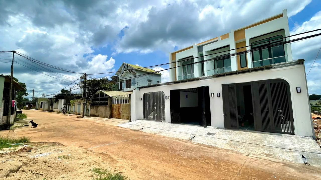 Nhà Hẻm Ngô Gia Khảm Pleiku 96m² - Giá 2.4 Tỷ, Sẵn Ở Ngay