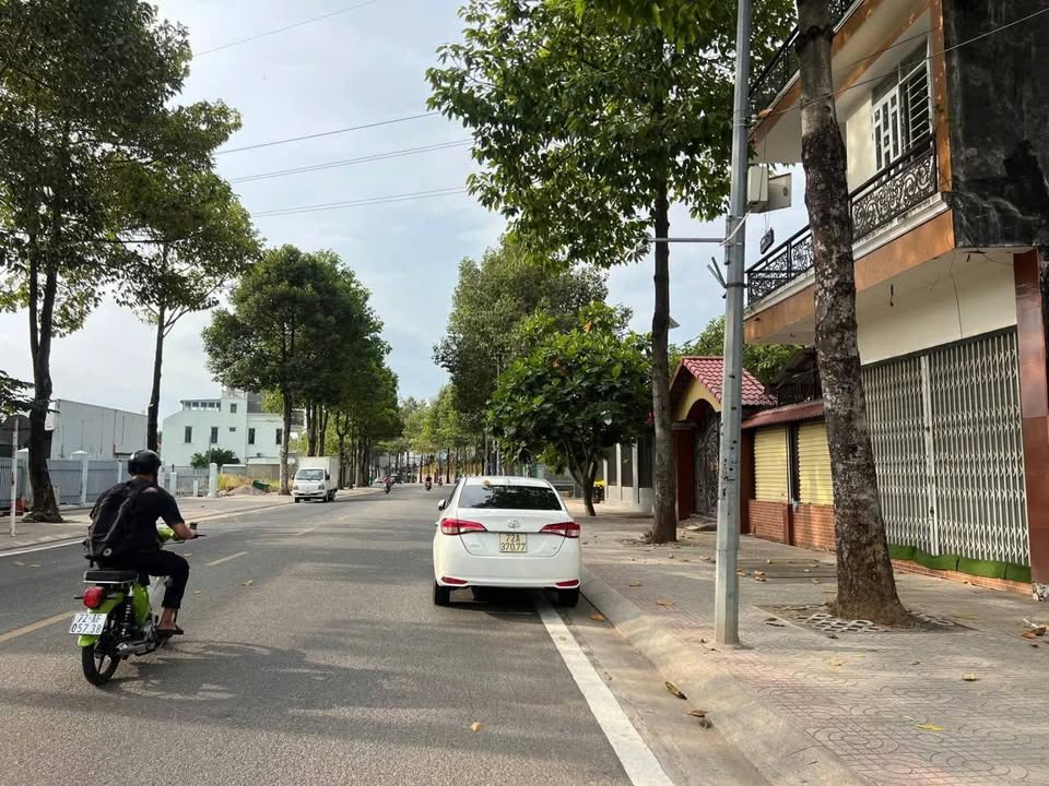 Đất Vàng Mặt Tiền Đường 27/4, TP Bà Rịa - 120m² Kinh Doanh Đắc Lợi