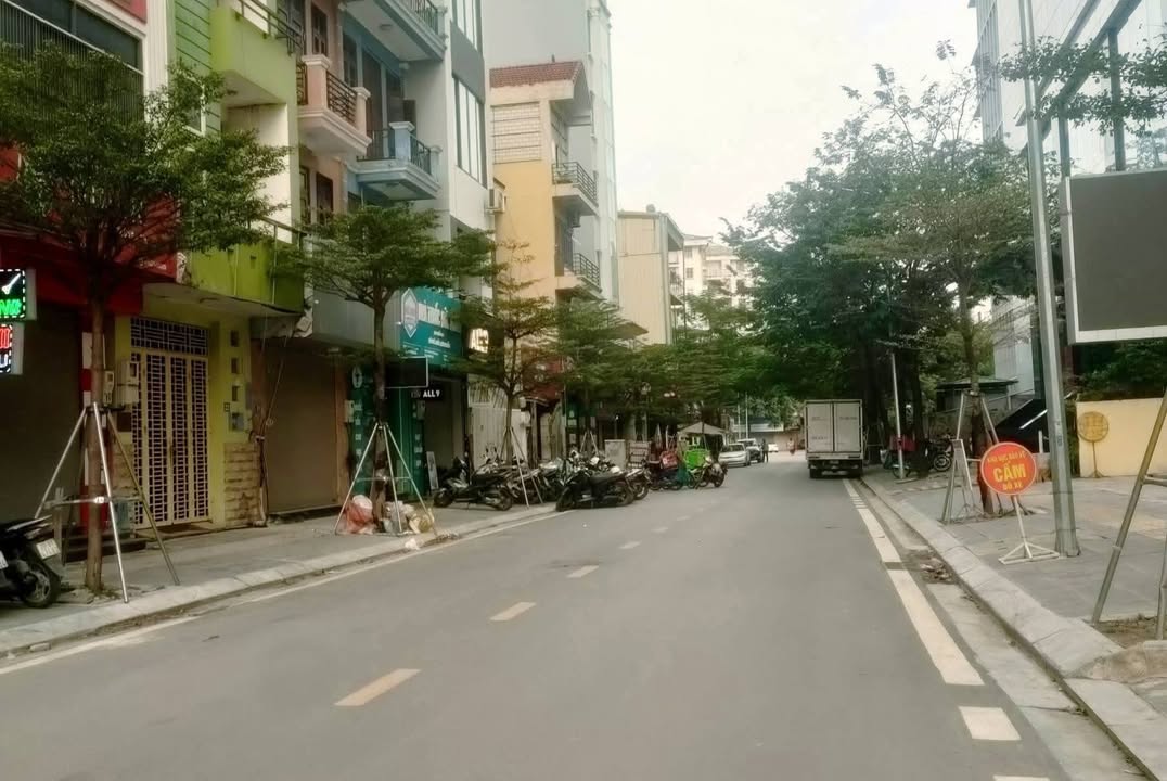 Bán Đất Mặt Tiền Duy Tân 52m² - Kinh Doanh Sầm Uất, Giá 25 Tỷ