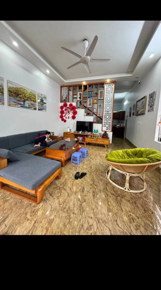 Bán Nhà Góc 3 Tầng Hà Phong, Hạ Long - 147m², 2.3 Tỷ - Ô Tô Tận Cửa