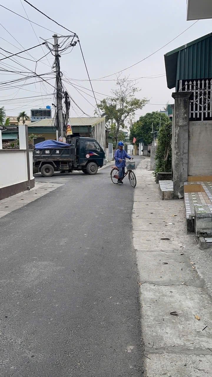 Nhà mặt phố Phú Xuân 54m² giá 1.1 tỷ - Vị trí kinh doanh đắc địa