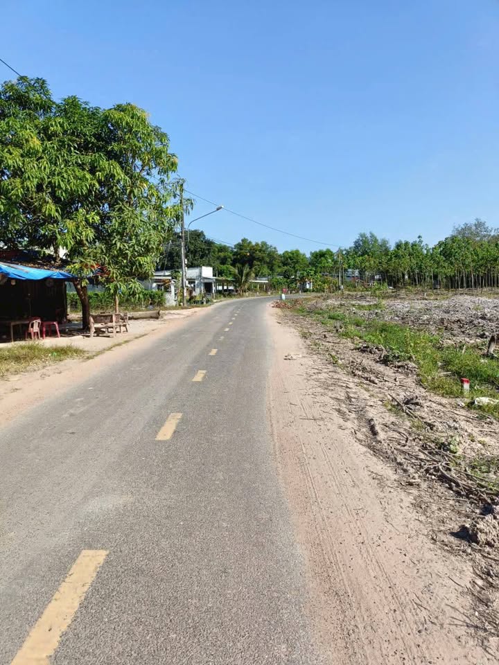 Đất nền Bến Cát 200m² - Đất thổ cư 100%, tiềm năng vượt trội!