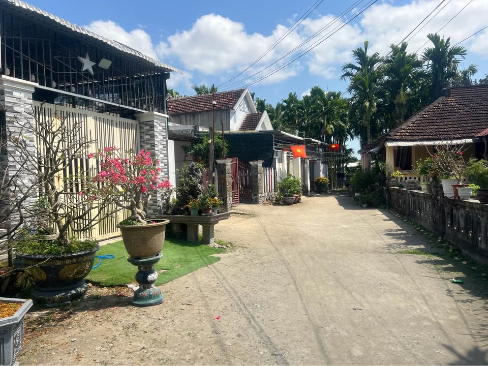 Đất nền TP. Quảng Ngãi 132m² giá 1.1 tỷ - Sổ đỏ chính chủ