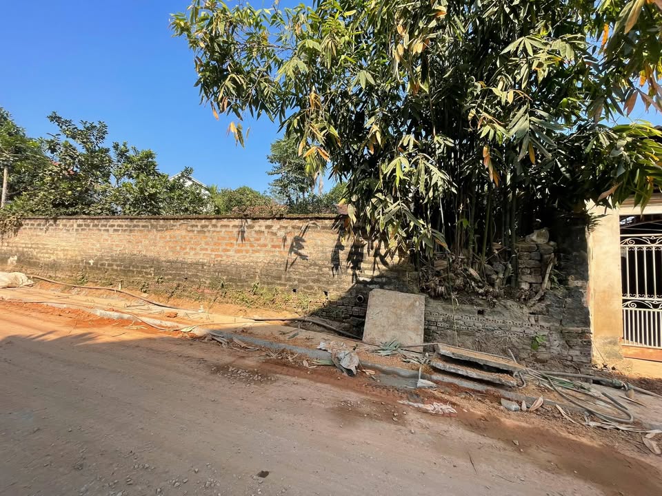 Đất Nền 300m² Mặt Tiền 10m Vân Phú, Việt Trì - Sổ Đỏ Sẵn Sàng