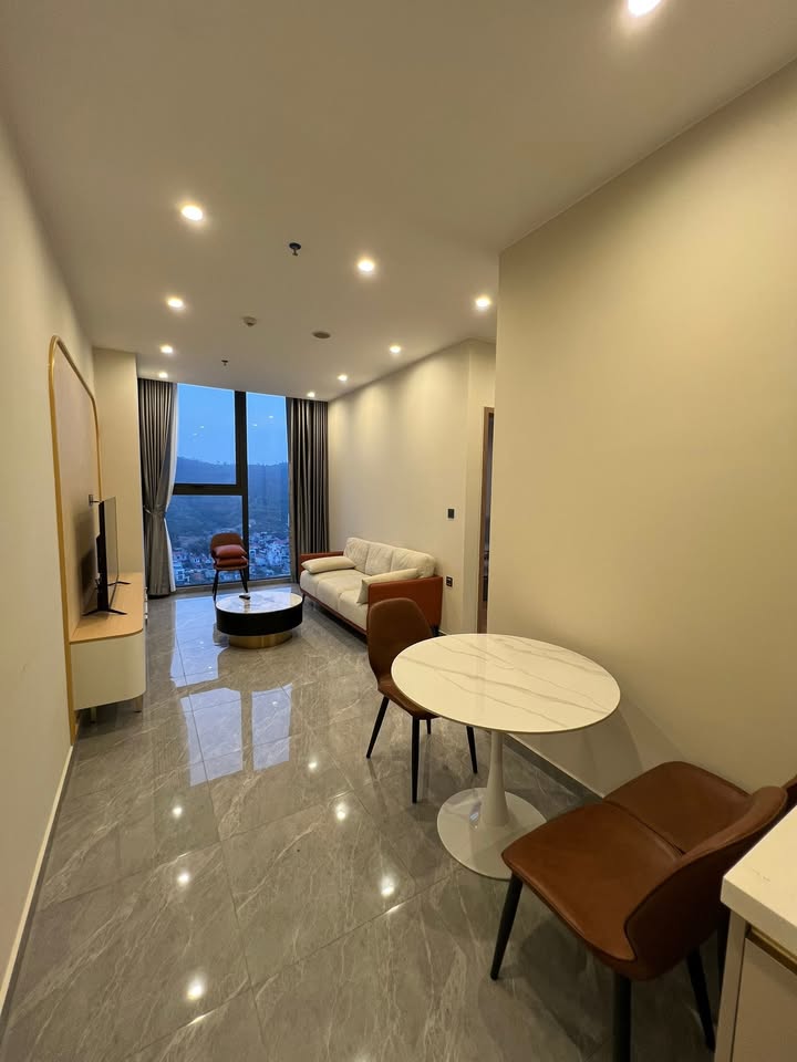 Cho thuê căn hộ 2PN Icon 40, Hạ Long - Giá 10 triệu/tháng, Sẵn Sàng Dọn Vào