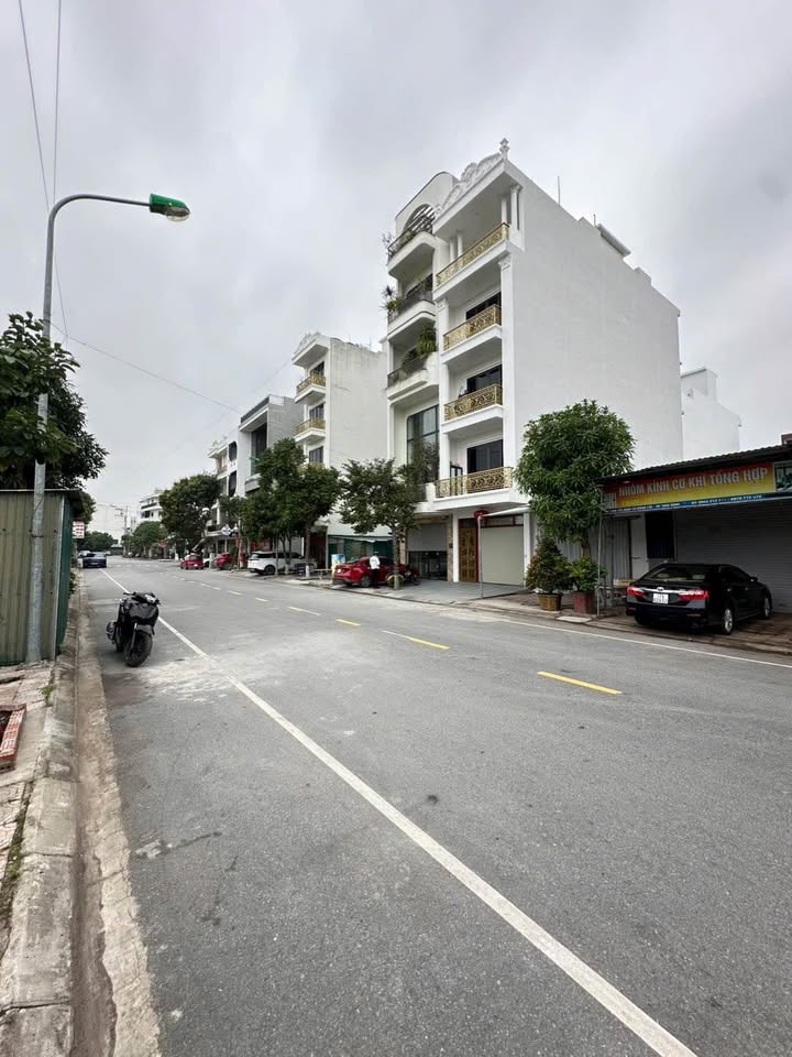 Nhà mặt tiền Đinh Tiên Hoàng 77m2 616 triệu - Chính chủ bán