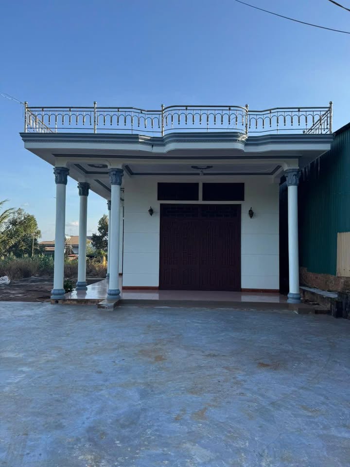 Nhà 300m² Tỉnh lộ 15, Đắk Lắk - 4PN Giá 3.3 Tỷ