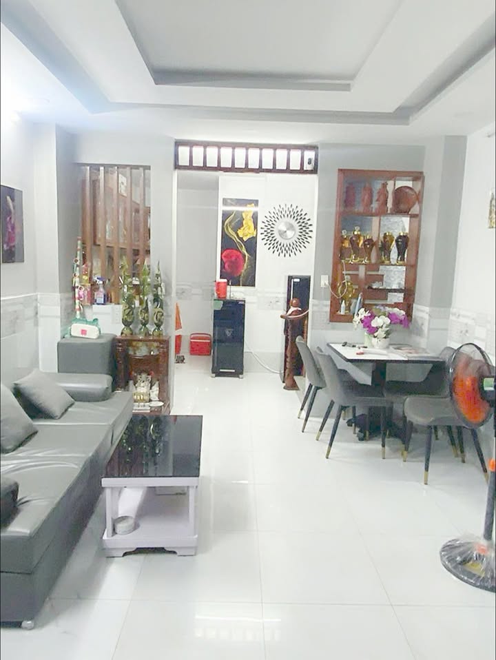 Nhà riêng Lê Văn Quới 40m² giá 8 triệu - Mới xây sẵn sàng ở ngay!