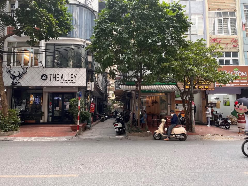 Nhà riêng Nguyễn Thị Định 90m² - Giá tốt hiếm có, sẵn sàng kinh doanh!