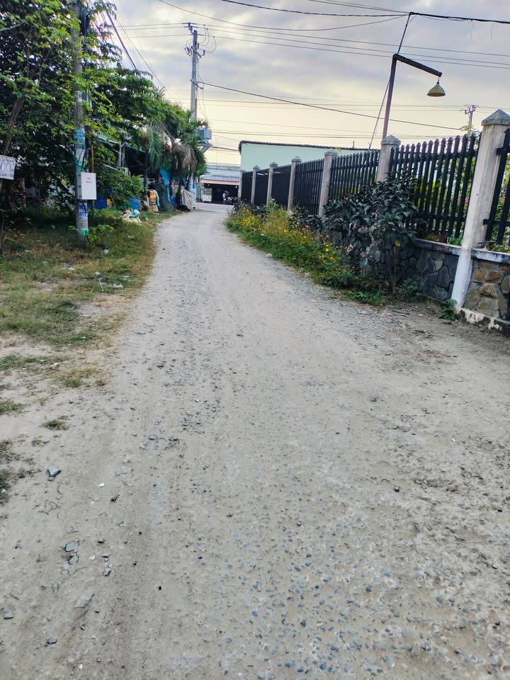 Bán đất Mỹ Hạnh Nam Đức Hòa 105m² giá 1.28 tỷ - Sổ hồng sẵn