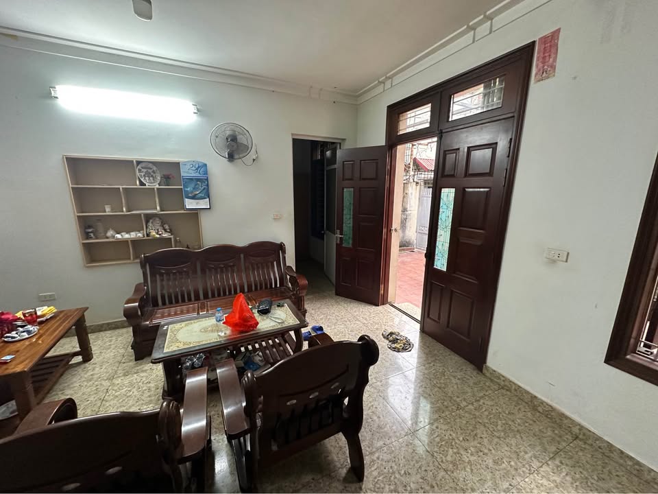 Nhà riêng 100m² ngõ Lam Sơn, Lê Chân - Sẵn sàng ở ngay!