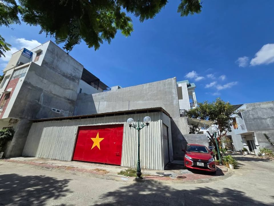 Bán Gấp Lô Góc K1 Đà Lạt 101m² - Đối Diện Công Viên, Giá 4.29 Tỷ