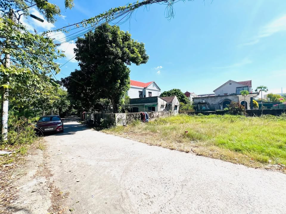 Đất nền Nam Lý, Đồng Hới 99m² - Đường to ô tô, pháp lý rõ ràng!