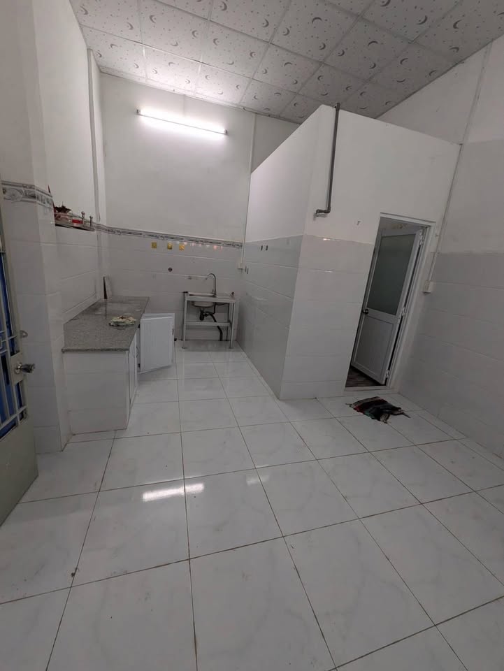 Nhà nguyên căn Hẻm 397 Đường 30/4 Thủ Dầu Một 100m² - Sẵn sàng ở ngay!