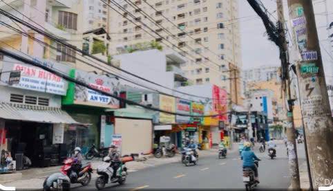 Nhà Phố Âu Cơ Quận 11 33m² - Mặt tiền kinh doanh sầm uất!