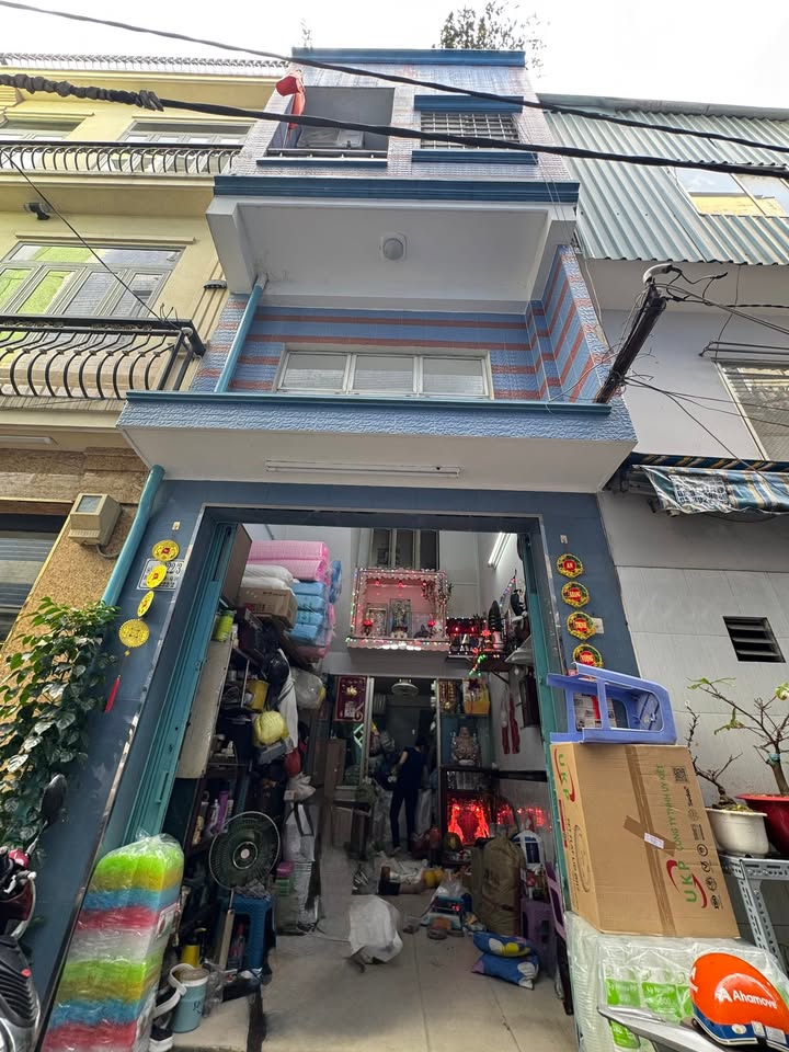 Nhà Riêng Quận 10 24m² giá 6.2 tỷ - Sẵn sàng ở ngay!