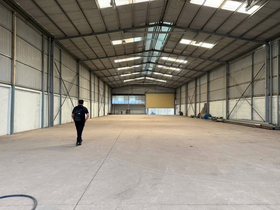 Kho Xưởng Phước Tân, Biên Hòa 1200m² - Container thoải, hoạt động ngay!