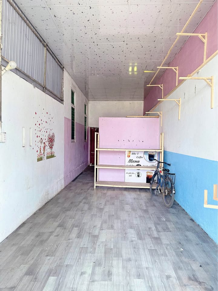 Nhà Mặt Tiền Nguyễn Huệ, Tư Nghĩa - Sẵn Sàng Kinh Doanh Ngay!