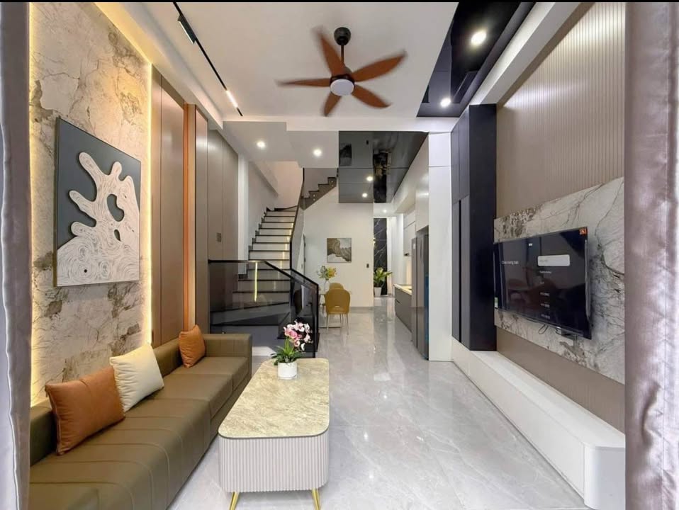 Nhà 3 Tầng Nở Hậu Lê Đình Lý, Đà Nẵng - 60m², Lô Góc