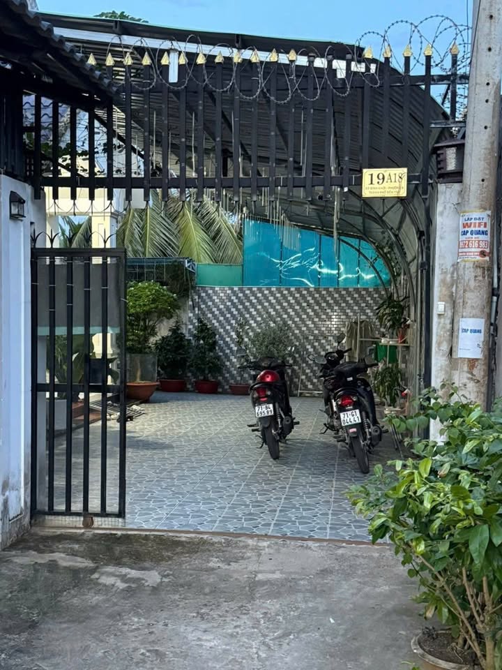 Bán nhà Phường 6 TP. Bến Tre 223m² giá 2.8 tỷ - Ô tô vào tận nhà!