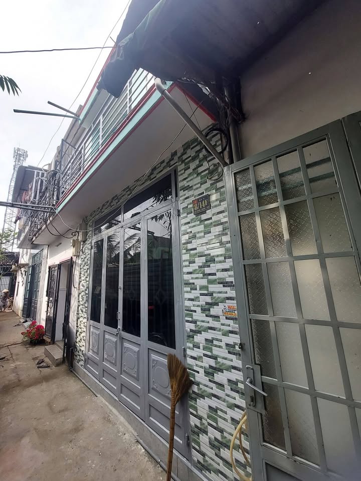 Nhà Hóc Môn 32m² chỉ 980 Triệu - Sẵn Sàng Ở Ngay!