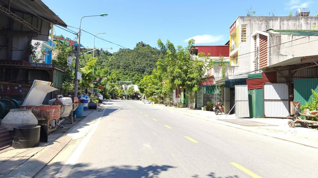 Bán Đất Lô Góc K2 Hà Giang - 140m² - 2.2 Tỷ - Thoát Ngập Lụt