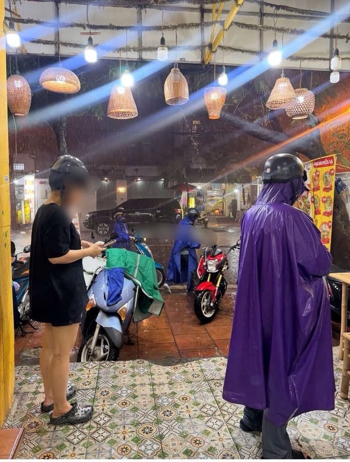 Nhà Mặt Tiền Bàu Cát, Tân Bình 28 triệu - Vị trí đắc địa!