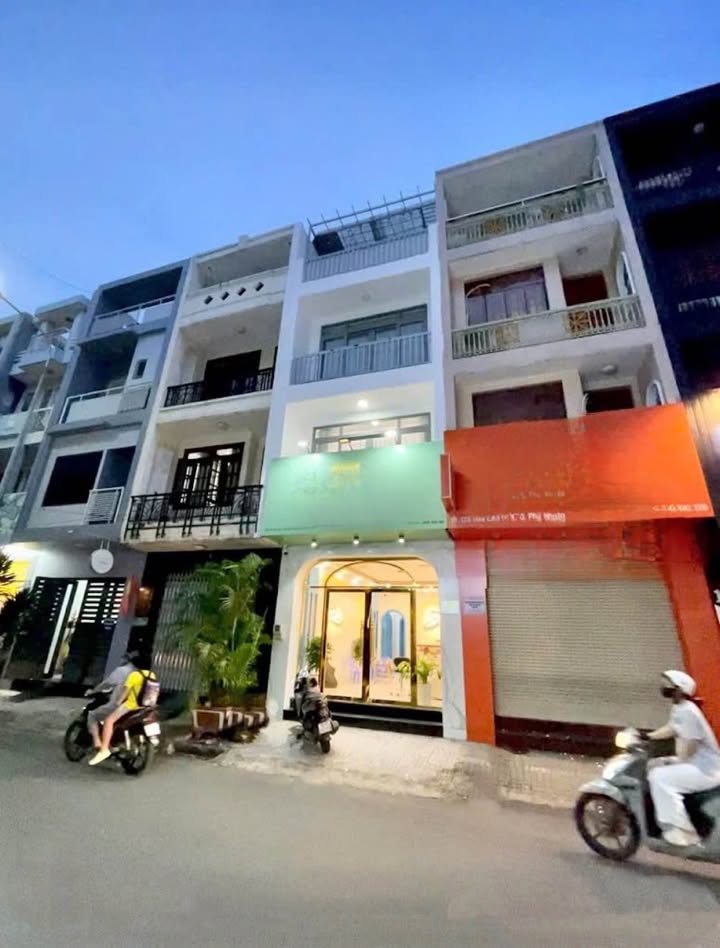 Cho thuê Mặt tiền Hoa Lan, Phú Nhuận - 64m² - Sẵn mô hình Spa