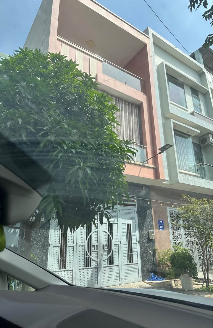 Đất nền Phường 10 Vũng Tàu 235m² - Sổ đỏ chính chủ, đầu tư sinh lời!