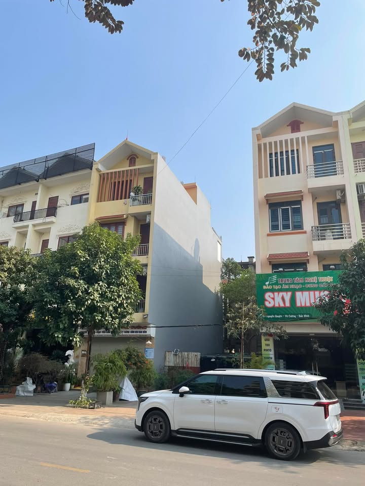 Đất Vàng Mặt Tiền Nguyễn Quyền, Bắc Ninh - 147m², Xây 6 Tầng - 20 Tỷ