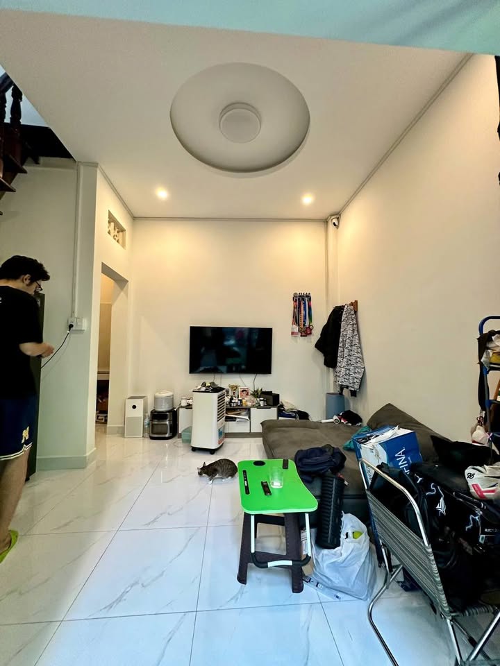 Nhà Đẹp Lý Thái Tổ Q10, 24m², Sổ Hồng Riêng, Giá 3.65 Tỷ