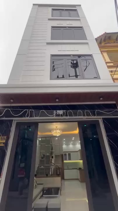 Nhà Lô Góc 4 Tầng Miếu Hai Xã, Lê Chân - Ô Tô Tránh Nhau, 40m², 4.55 Tỷ