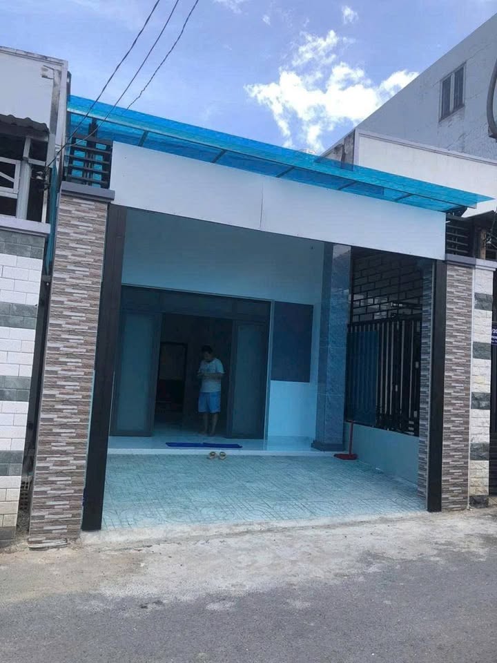 Cho Thuê Nhà Nguyên Căn 100m² Gần Chợ Phú Văn, Thủ Dầu Một - Sẵn Sàng Ở Ngay!