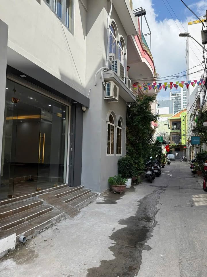 Mặt bằng Hẻm Bạch Đằng Nha Trang 62m² - Mặt tiền kinh doanh đắc địa!