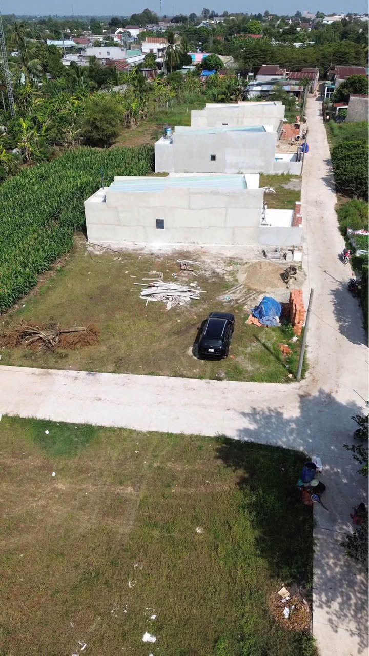 Đất Vàng Trảng Bom 330m² - Sổ Đỏ Chính Chủ, Giá 2 Tỷ