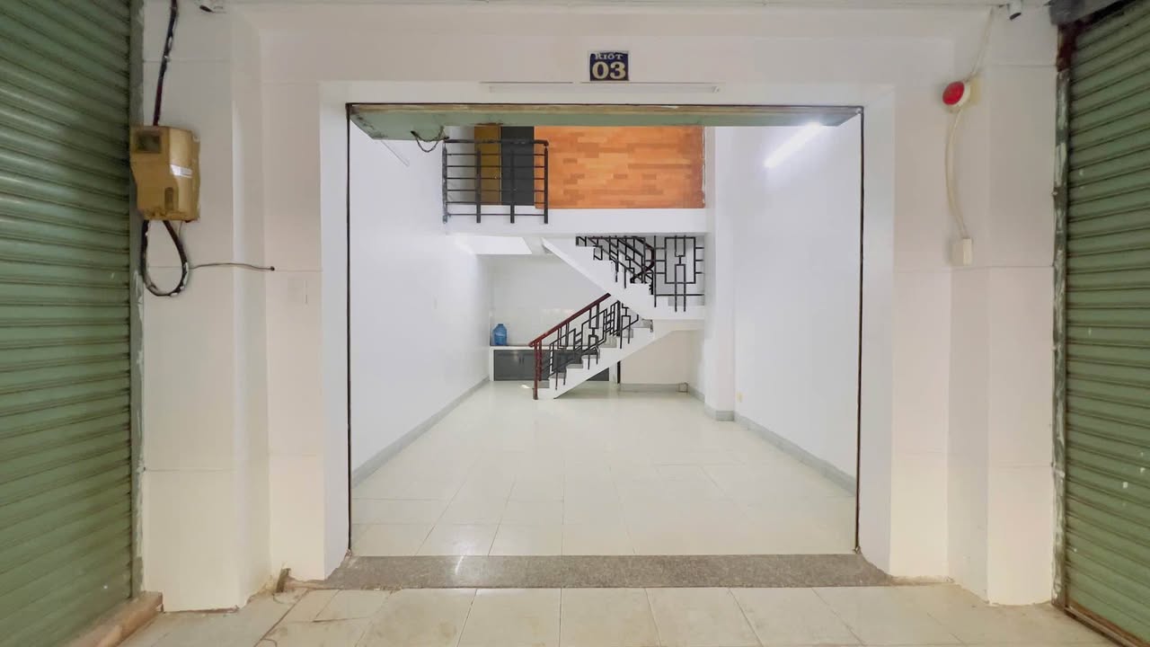 Nhà Mặt Tiền Kinh Doanh Chợ Mới Trảng Bom - 3PN, 3 Tầng, 5 Triệu/Tháng