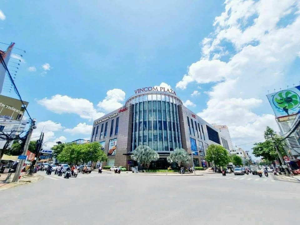 Nhà 1 Trệt 2 Lầu 126m² Mặt Tiền Lạc Cường - Trung Tâm Biên Hòa