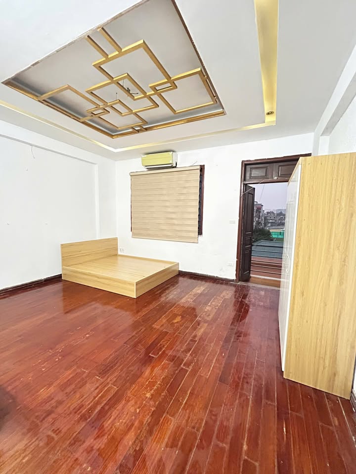 Phòng trọ Nguyễn Khánh Toàn, Cầu Giấy - 3.5-4.8tr/tháng, Full nội thất cơ bản